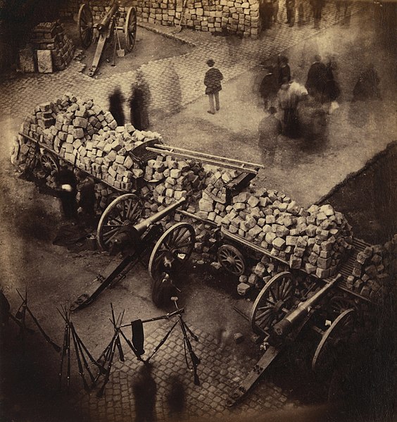 Barricade_Paris_1871_by_Pierre-Ambrose_Richebourg